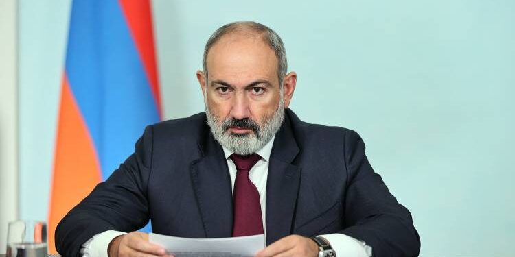 Փաշինյանի հոդվածներն Ադրբեջանի՞ն են ուղղված, թե՞ հայ ժողովրդին․ «Հրապարակ»