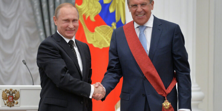 Պուտինը 75-ամյակի կապակցությամբ Լավրովին պարգևատրել է ՌԴ բարձրագույն պետական շքանշանով