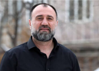 Ռուբեն Մխիթարյանը դադարեցրել է քարոզարշավը Գյումրիում` Երևան գնալու և հարցաքննության ներկայանալու համար