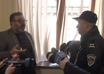 Նոր միջադեպ՝ ԱԺ-ում. ոստիկաններն եկել են ԱԺ՝ Գառնիկ Դանիելյանի ծխած այքոսի համար. տեսանյութ