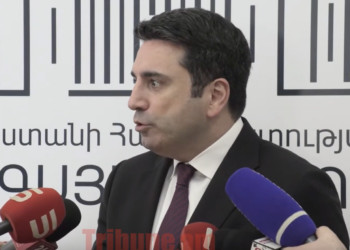 Թող խաչակնքվեն, էդ ի՞նչ ենք մենք զիջում, իրանք մայակներ են, թե որտեղ մեր հակառակորդը պտի հարվածի. Ալեն Սիմոնյան. տեսանյութ