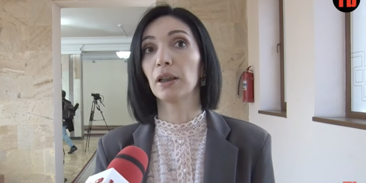 Խնդրահարույց է Անդրանիկ Քոչարյանի՝ կանանց թիրախավորելը, որը ոչ մեկ անգամ է եղել. Թագուհի Ղազարյան. տեսանյութ