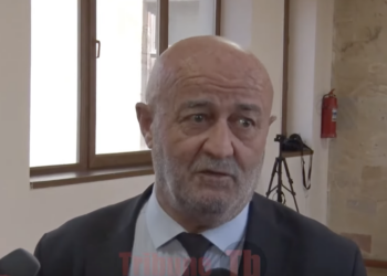 Նիկոլին հիմա կհամեմատեմ Վազգեն Սարգսյանի հետ. Աղազարյան. տեսանյութ