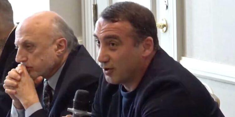 Ինձ անձեռնմխելիթյունից զրկելուց հետո ՔՊ-ականները դիմել են, որ մեկի կնոջը, քրոջը, եղբորը վիրահատեմ. տեսանյութ