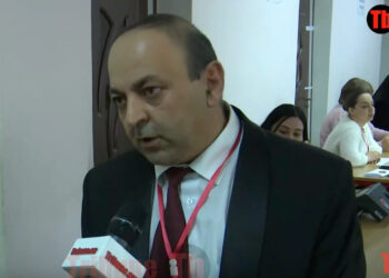 Ամեն ինչ բնականոն ընթանում է. 31/51 ընտրատեղամասի հանձնաժողովի նախագահ. տեսանյութ