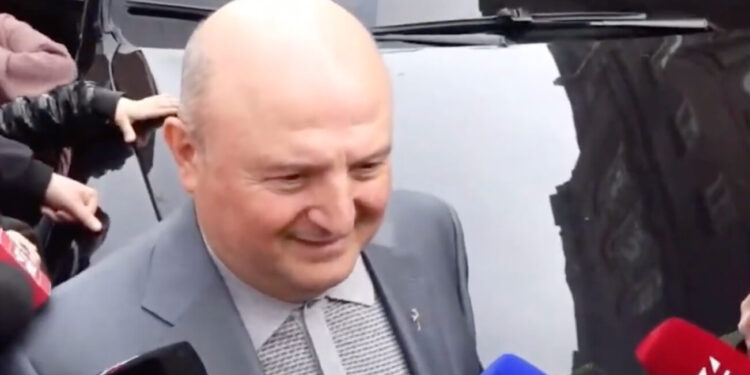 Ասեք՝ Ղուկասյան Վարդանի շունը բռնաբարել է հարևանի շանը, լկտի սուտ է, որ եղբորս թոռը բռնաբարել է. տեսանյութ