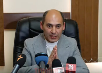 «Անահիտ Խալաթյանը մեծ ընտրազանգված ունի, այդ պատճառով էլ թիրախավորել են, բայց չեն կարող ճնշել»․ Մարտուն Գրիգորյանը՝ ավագանու անդամի առևանգման մասին