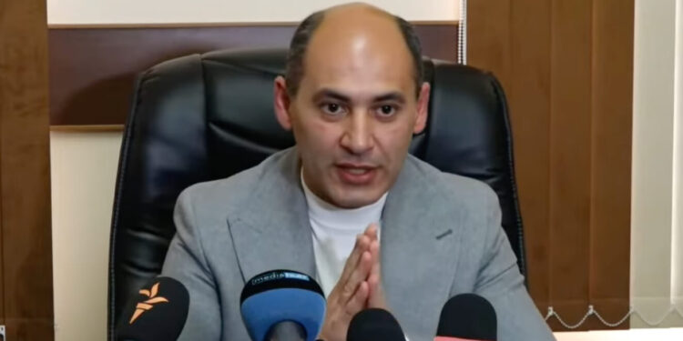 «Անահիտ Խալաթյանը մեծ ընտրազանգված ունի, այդ պատճառով էլ թիրախավորել են, բայց չեն կարող ճնշել»․ Մարտուն Գրիգորյանը՝ ավագանու անդամի առևանգման մասին