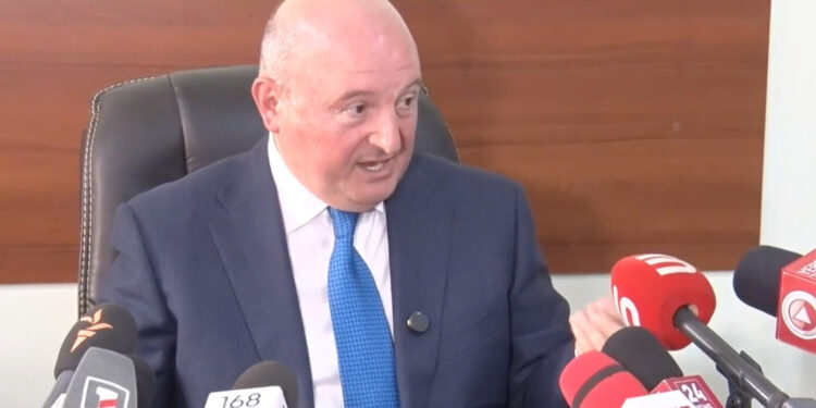 Աղջիկները կթողե՞ն, որ մարդ մեղք չգործի՝ ոտքերը բաց, գեղեցիկ հագած. Վարդան Ղուկասյան. տեսանյութ