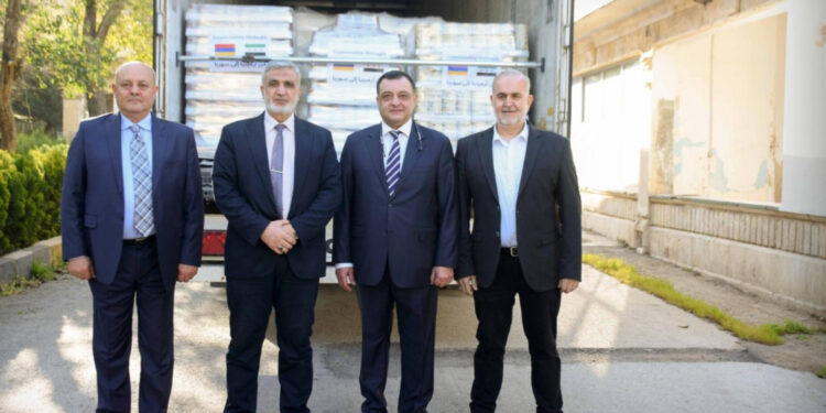 Սիրիայում ՀՀ դեսպանը Հալեպի փոխնահանգապետին է հանձնել Հայաստանից ուղարկված մարդասիրական օգնությունը