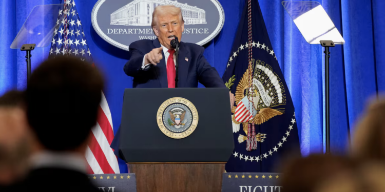 «Ես կխոսեմ նախագահ Պուտինի հետ երեքշաբթի օրը». Թրամփ