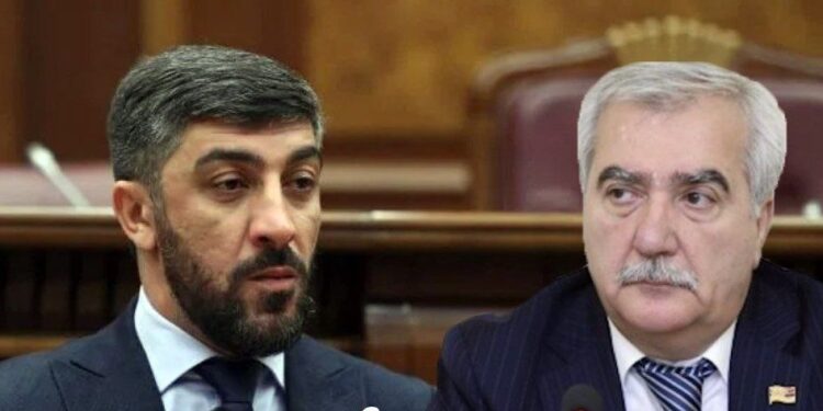 Անդրանիկ Քոչարյանը ստորագրություն է պահանջում թիմակիցներից՝ զեկույցին ծանոթանալու համար․ «Ժողովուրդ»