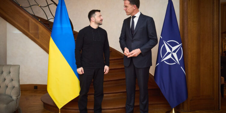 Զելենսկին և ՆԱՏՕ-ի գլխավոր քարտուղարը քննարկել են Ուկրաինայում խաղաղության հասնելու ուղիները