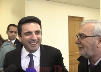 Պետք չէր լրագրողի հետ այդպես խոսել, հաջորդ անգամ չի լինի. էթիկայի հանձնաժողով հիմա չի լինի. տեսանյութ