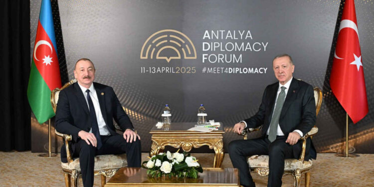 Ալիևն ու Էրդողանը հանդիպել են Անթալիայում