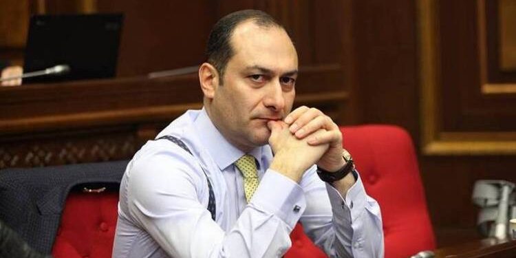 ՍԴ թեկնածուի փնտրտուք է․ «Հրապարակ»