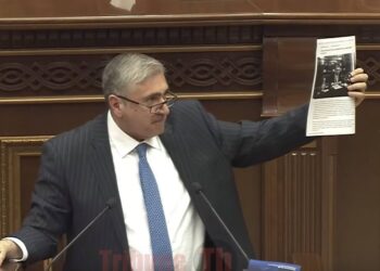 Գոռացեք Քըլըչի վրա, պարոն Ռուբինյան, ասեք` արա, 1 տարի ա խոստացել եք ճանապարհը բացել. Արթուր Խաչատրյան. տեսանյութ