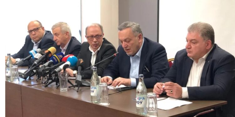 Դիվանագետների համահայկական խորհուրդը խստագույնս դատապարտում է Արցախի թեմայի շուրջ շահարկումները