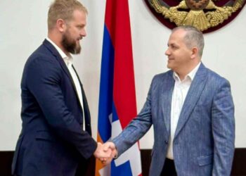 Ֆրանսիացի պատգամավորը Երևանում հանդիպել է Սամվել Շահրամանյանի հետ