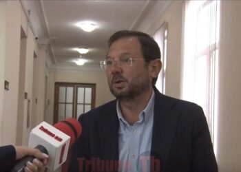 Տնից բերած կոնյակ եմ բացել, ուրախացել համաքաղաքացիներիս հետ, էսօր սրանք ուրանում են. Գեղամ Մանուկյան. տեսանյութ