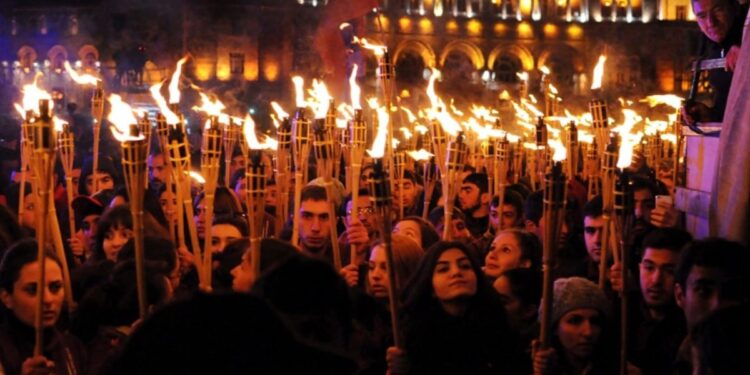 ԿԳՄՍ նախարարությունից շրջաբերականնե՞ր են գնացել բուհերին և դպրոցներին՝ Ջահերով երթին չմասնակցելու կոչով․ «Ժողովուրդ»