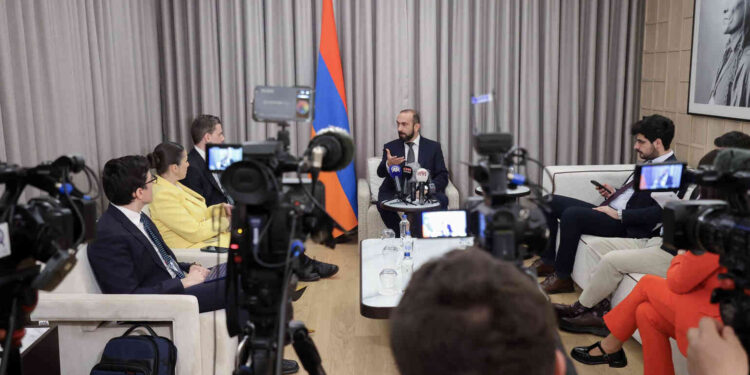 «Կա գաղափար խաղաղության պայմանգիրը ստորագրել Հայաստանի և Ադրբեջանի սահմանին». Արարատ Միրզոյան