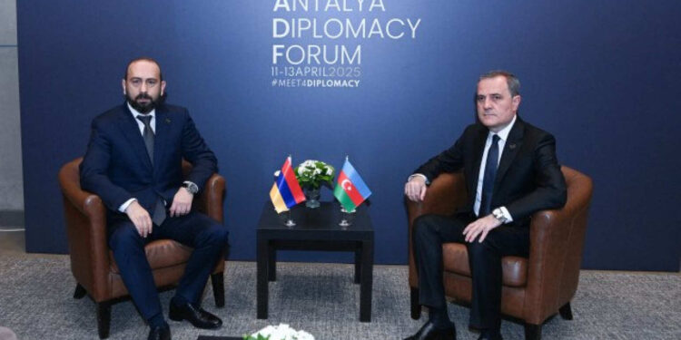 Բայրամովը «բավականին օգտակար» է որակել Անթալիայում Միրզոյանի հետ հանդիպումը