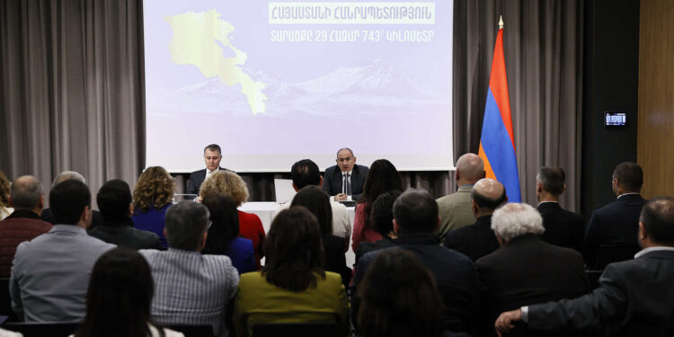 Փաշինյանն Էստոնիայի հայ համայնքի ներկայացուցիչներին է ներկայացրել Իրական Հայաստանի գաղափարախոսությունը