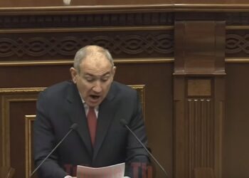 Ուզում ես օրը 6 անգամ մսով ճաշ կեր, եթե անբարեկարգ միջավայրում ես, ուրեմն աղքատ ես. Նիկոլ Փաշինյան. տեսանյութ