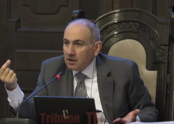 Պտի ծիծակ կոշիկ, սև շոր հագնես, բանակում ավել բռնելն ամոթ ա, մահացու մեղք. Նիկոլ Փաշինյան. տեսանյութ