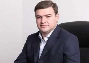 ՊԵԿ վարչության պետն ու տեղակալը քավոր-սանիկ են. շահերի բախում. «Հրապարակ»