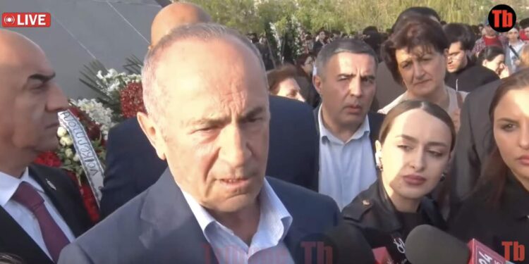 Հիմար֊հիմար դուրս են տալիս, մատը մատին չեն տվել, միայն զիջեն, բան տան. Ռոբերտ Քոչարյան. տեսանյութ