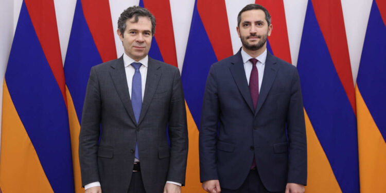 Ռուբինյանը Հունաստանի դեսպանի հետ քննարկել է ՀՀ-Հունաստան բարեկամական հարաբերությունների սերտացմանն ու խորհրդարանական համագործակցության ընդլայնմանն առնչվող հարցեր