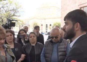 Արցախից հրաժարվել են, հիմա էլ արցախցիներից են հրաժարվում, ամեն ինչ անում են՝ թողնենք գնանք. տեսանյութ