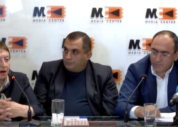 Ամո՛թ ա, ձեր բառապաշարը չի փոխվել, չեն լողանում մարդիկ, ավելի նսեմացնող բան կա՞. տեսանյութ