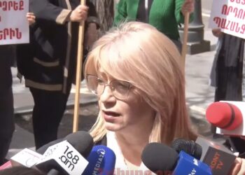 Չեմ ուզում ոչ մի ծաղիկ, ես իմ տղայի՛ց եմ ծաղիկ ուզում. անհետ կորածի մոր խոսքը. տեսանյութ