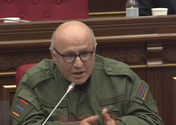 Լավ, էս ո՞վ ա մտածել նման բան, Արցախի փողոց-Ռոստովյան խաչմերուկում կա թեք անցում. տեսանյութ