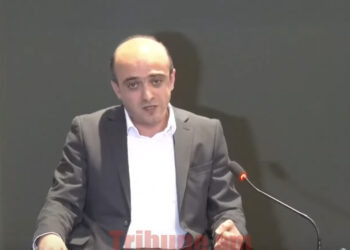 Բաքուն ցույց է տալիս, որ կարողանում է թշնամուն գերևարել, հետո նաև դատել. Տարոն Սիմոնյան. տեսանյութ