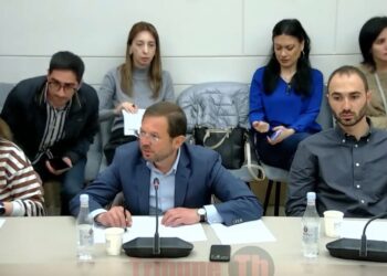 Պարեկների կողմից տապալված վարորդին մի բան էլ տուգանել են՝ ոստիկանի պահանջը չանելու համար. տեսանյութ
