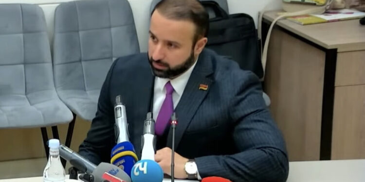 Հավեսով կտրվում են վարորդականի քննությունից, հետո նորից դիմում, կարո՞ղ է վարձավճարը պիտի բարձրացվի. տեսանյութ