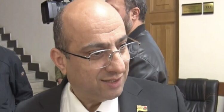 Բավականին բարեկեցիկ եմ ապրում, չեմ հաշվել շաբաթը քանի անգամ եմ մսով ճաշ ուտում. Ղալումյան. տեսանյութ