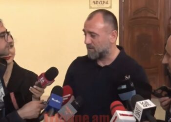 Թաթան Գյումրիի մասին երգն արդեն գրել է՝ Տեսա՞ր ինչ եղավ. Ռուբեն Մխիթարյան. տեսանյութ