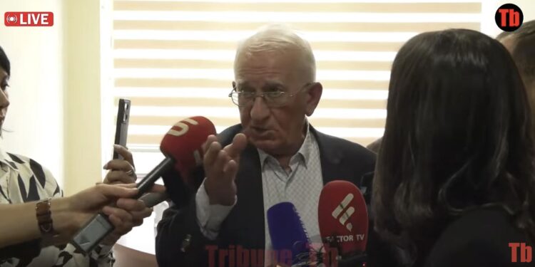 Առաջին անգամ մտել եմ թաղապետի առանձնասենյակ. տեսանյութ