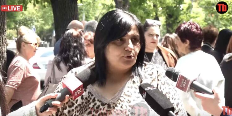 Ինչքա՞ն գումար ա պետք, որ հագենան, Ալեքսանյան Սամվելը կարում ա իրավաբաններին վճարի, մենք փող չունենք. տեսանյութ