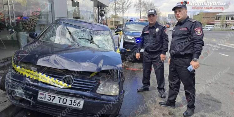 Վրաերթ՝ Աբովյանում. 20-ամյա քաղաքացին տեղափոխվել է հիվանդանոց