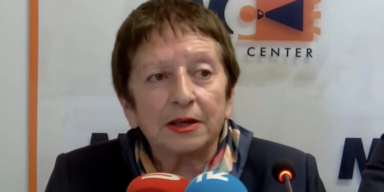 Բերդում երգել են «Դոլյա վարավսկայա», դուբինկաներով ծեծել են, թե՝ պտի երգեք «Գասպադա աֆիցեռի». տեսանյութ