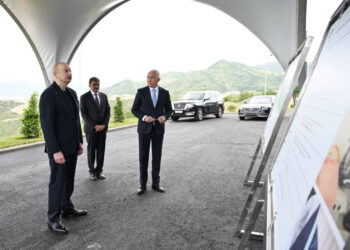 Ալիևը մեկնել է Արցախ