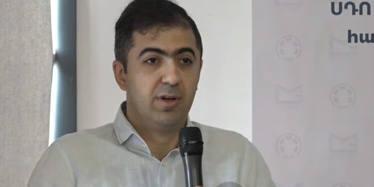 Եթե արկղը քառակուսի ա, ապա միջինը կլոր ա․․․Օրբելյանը հայտնի անեկդոտը հիշեց. տեսանյութ