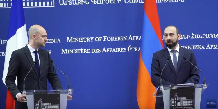 «Արարատի հայացքի ներքո մտածում էի, որ ժամանակն է, սիրելի՛ Արարատ». Ֆրանսիայի արտգործնախարարը՝ Արարատ Միրզոյանին