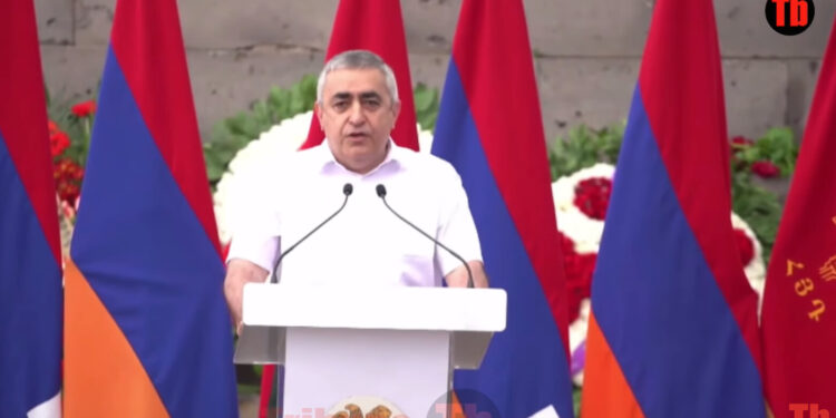 Ազատե՛ք ժողովրդին պարտության մղձավանջից. Ռուստամյան. տեսանյութ